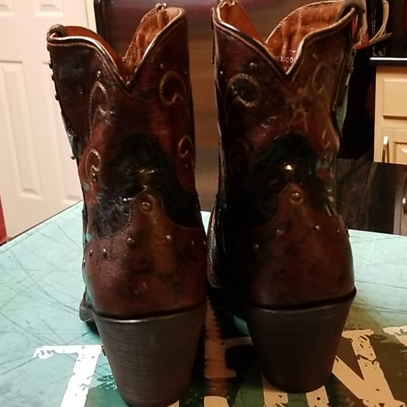 Eight Second Angel Western Boot - Picture 3 of 13